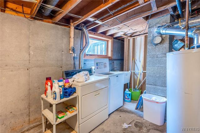 4797 Beach Ridge Road, Pendleton, NY 14094