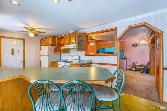 4797 Beach Ridge Road, Pendleton, NY 14094