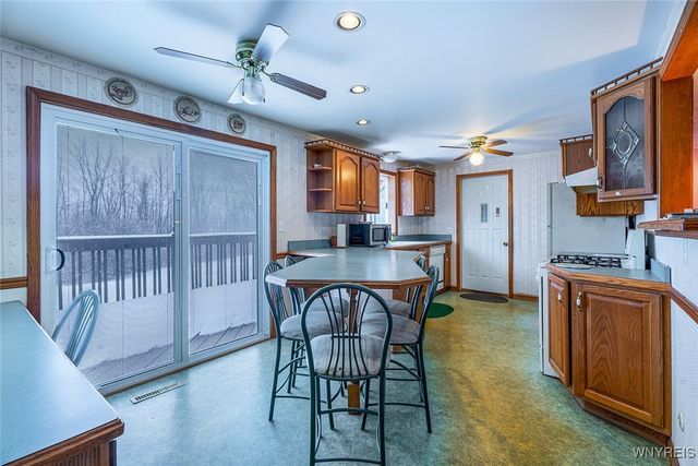 4797 Beach Ridge Road, Pendleton, NY 14094