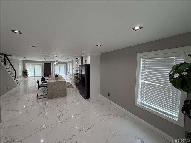 561 E Walled Lake Drive, Walled Lake, MI 48390
