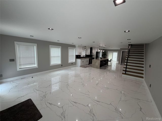561 E Walled Lake Drive, Walled Lake, MI 48390