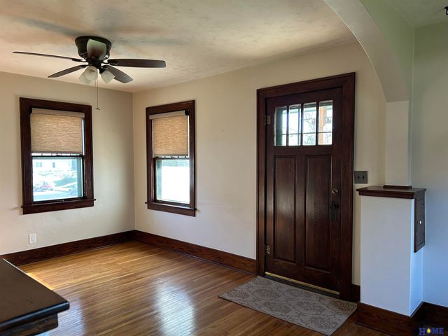 3835 S 16th Street, Lincoln, NE 68502