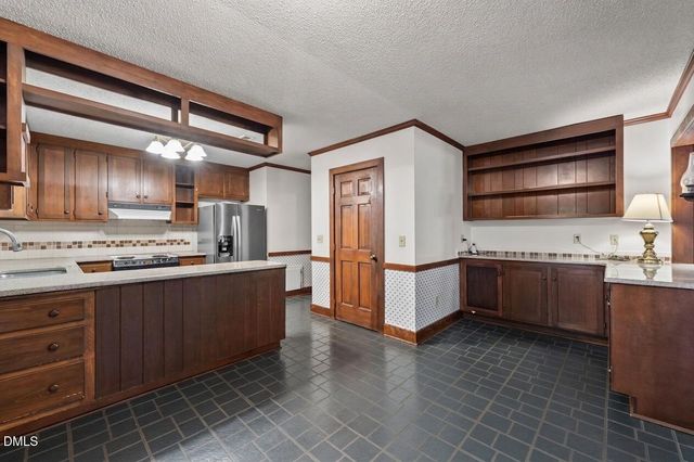 9001 Old Creedmoor Road, Raleigh, NC 27613