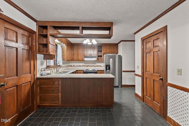 9001 Old Creedmoor Road, Raleigh, NC 27613
