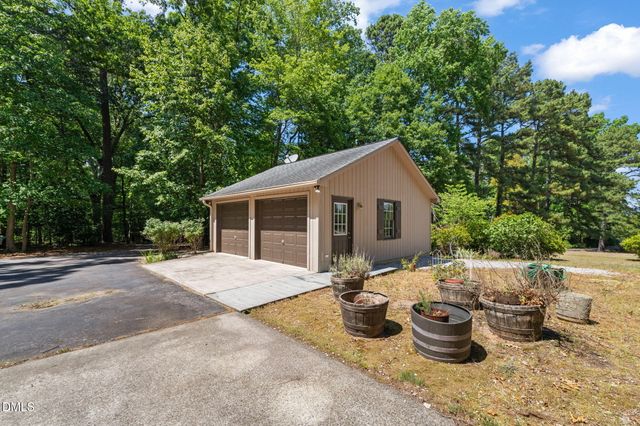9001 Old Creedmoor Road, Raleigh, NC 27613