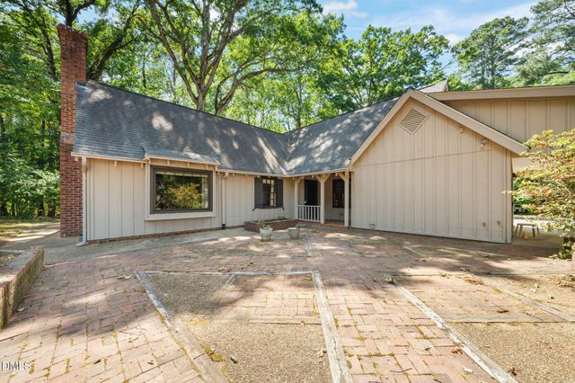 9001 Old Creedmoor Road, Raleigh, NC 27613