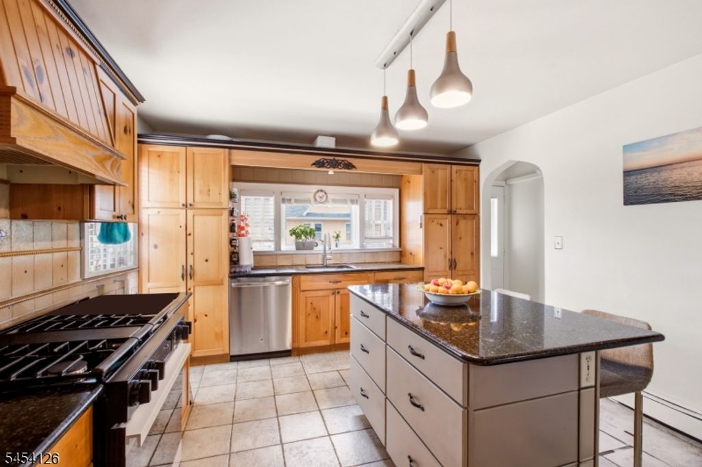 640 New York Ave, Lyndhurst Twp., NJ 07071 — photo 5