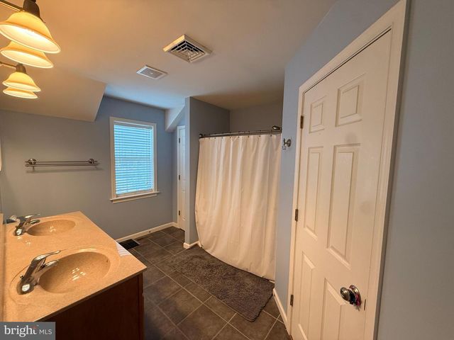 1805 BOXWOOD COVE, Palmyra, PA 17078
