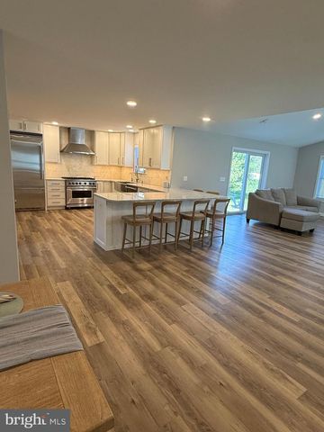1805 BOXWOOD COVE, Palmyra, PA 17078