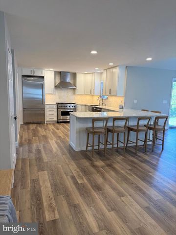 1805 BOXWOOD COVE, Palmyra, PA 17078