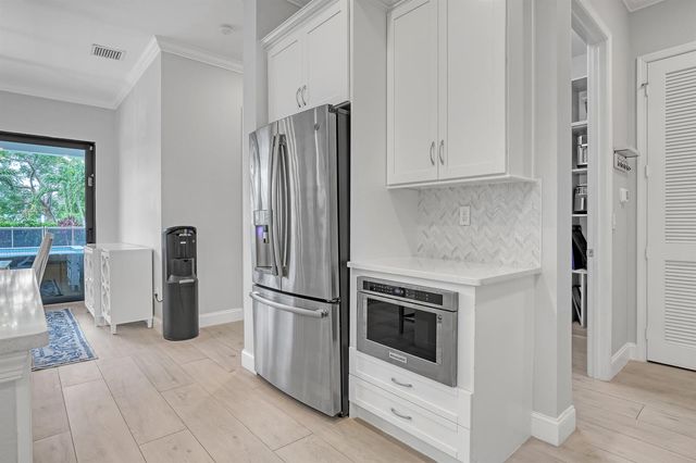 1047 Ember Ridge Run, Loxahatchee, FL 33470
