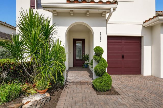 1047 Ember Ridge Run, Loxahatchee, FL 33470