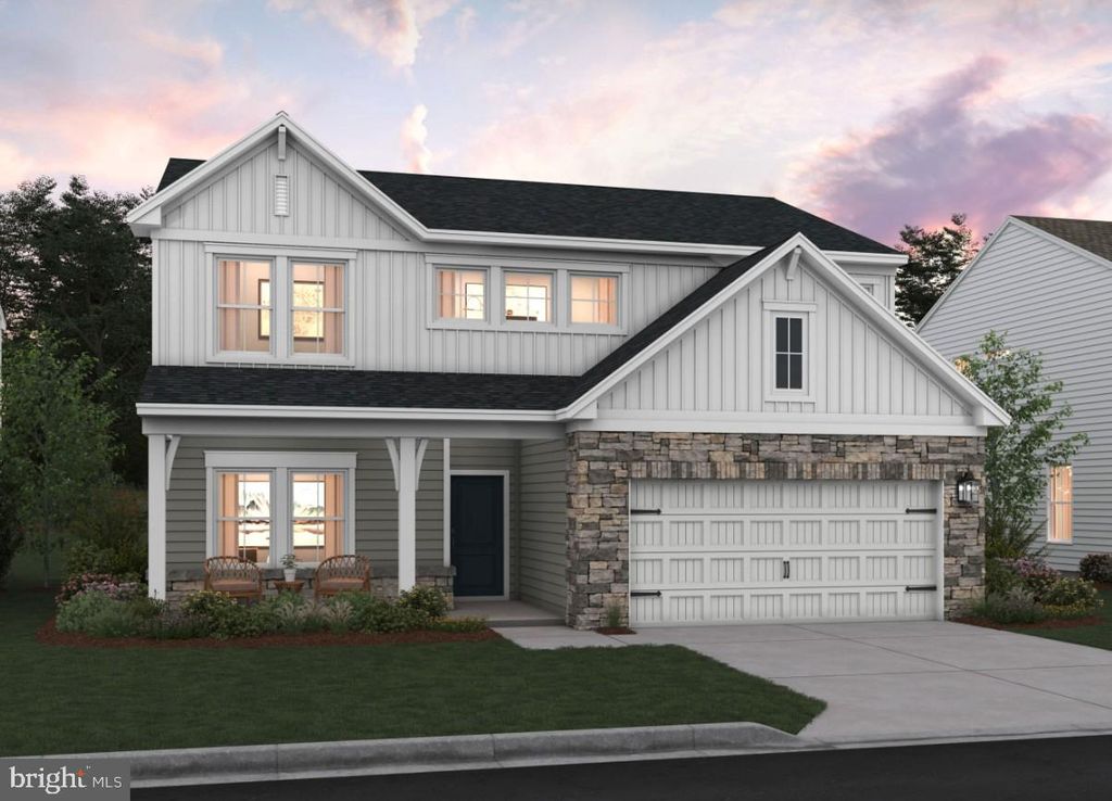 122 THORNTON AVE, Ranson, WV 25438