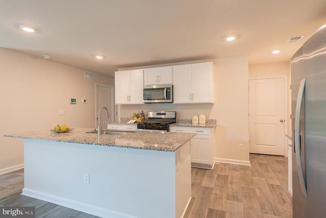 5213 CROOKED LN, Stephens City, VA 22655
