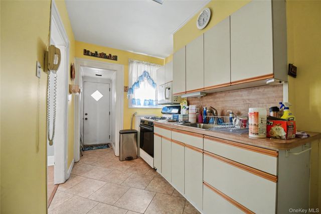 6537 77th Place, Middle Village, NY 11379