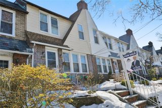 6537 77th Place, Middle Village, NY 11379