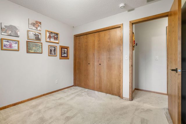 9069 Jeffery Avenue S, Cottage Grove, MN 55016