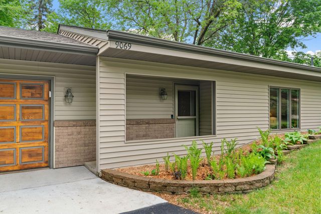 9069 Jeffery Avenue S, Cottage Grove, MN 55016