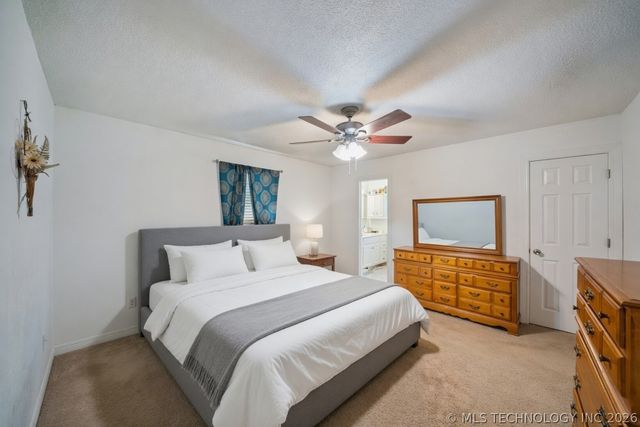 1404 N Dogwood Street, Owasso, OK 74055