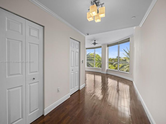 2645 S Bayshore Dr 304, Miami, FL 33133
