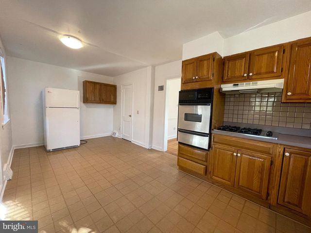 7940 CHURCH ROAD, Jenkintown, PA 19046