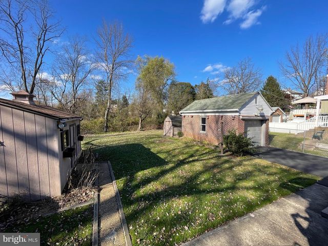 7940 CHURCH ROAD, Jenkintown, PA 19046
