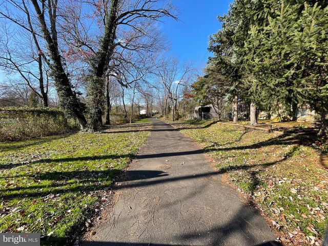 7940 CHURCH ROAD, Jenkintown, PA 19046