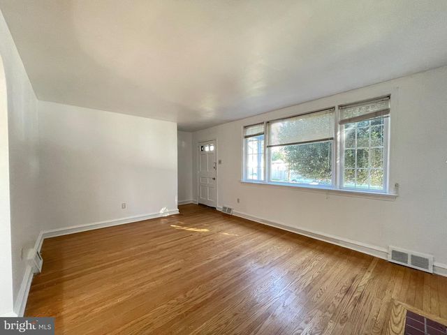 7940 CHURCH ROAD, Jenkintown, PA 19046