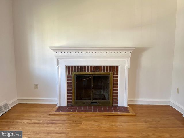 7940 CHURCH ROAD, Jenkintown, PA 19046