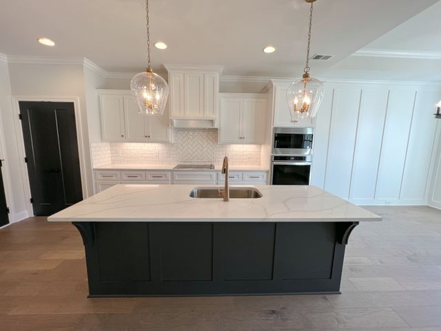 2445 N Commerce Rd, Lebanon, TN 37090