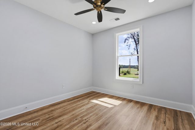 1288 Saint Paul Road, Byhalia, MS 38611