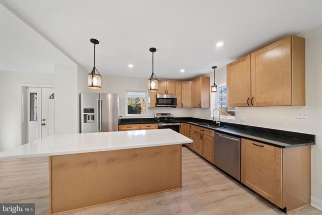 5209 WOODVILLE RD, Mt Airy, MD 21771