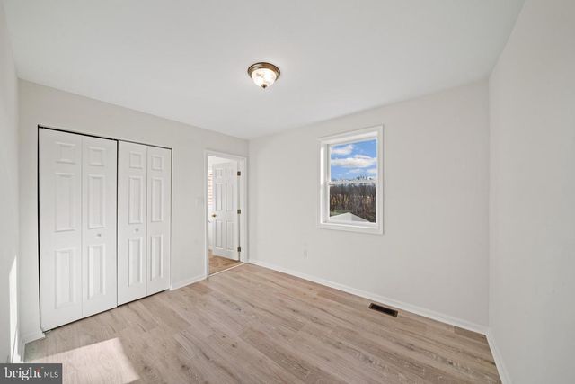 5209 WOODVILLE RD, Mt Airy, MD 21771