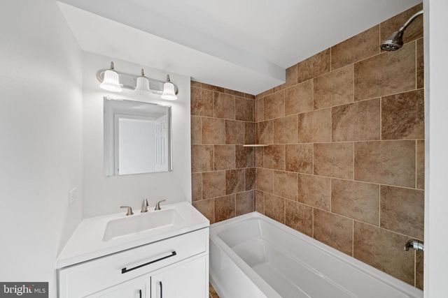 5209 WOODVILLE RD, Mt Airy, MD 21771