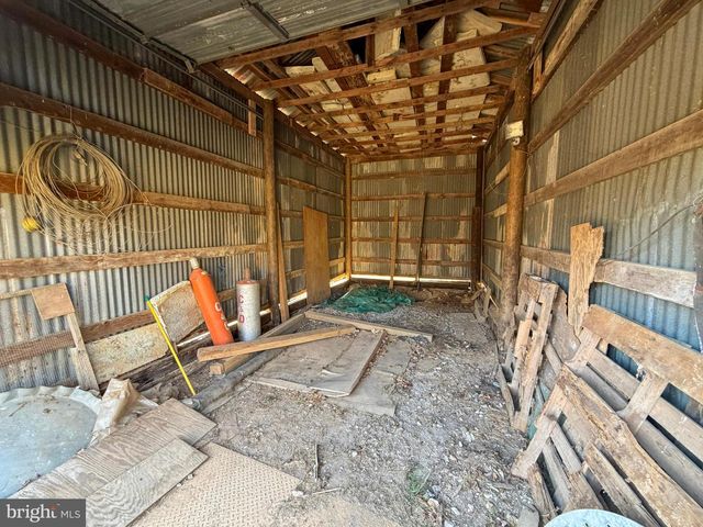 5209 WOODVILLE RD, Mt Airy, MD 21771