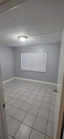 10006 NW 6th St 101, Pembroke Pines, FL 33024