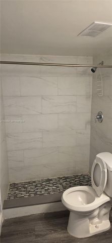 10006 NW 6th St 101, Pembroke Pines, FL 33024