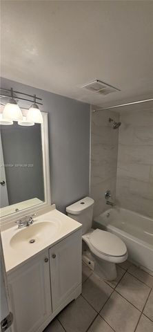 10006 NW 6th St 101, Pembroke Pines, FL 33024