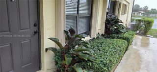 10006 NW 6th St 101, Pembroke Pines, FL 33024