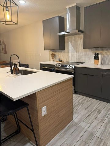 2023 WHITE AVENUE, Orlando, FL 32806