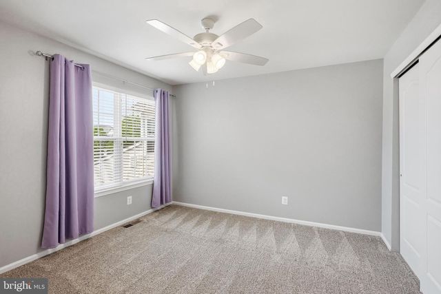 53 OVERLOOK DR, Mount Laurel, NJ 08054