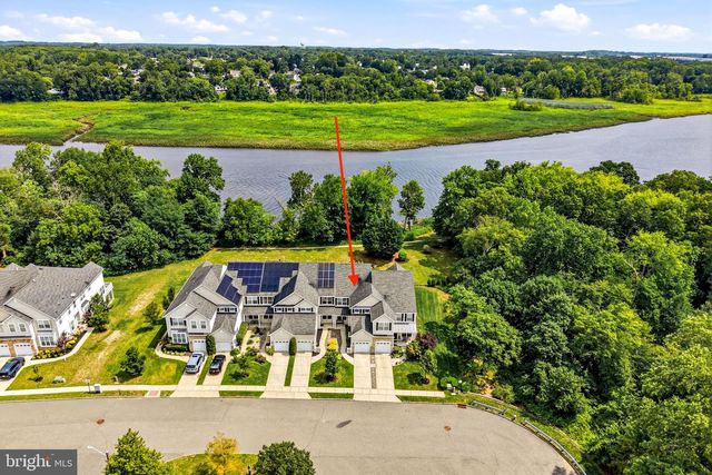 53 OVERLOOK DR, Mount Laurel, NJ 08054