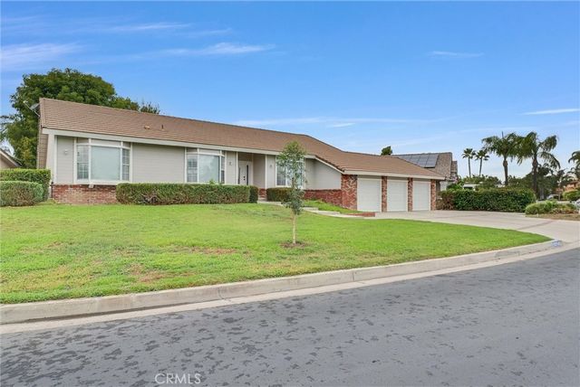 30279 Clear Water, Canyon Lake, CA 92587