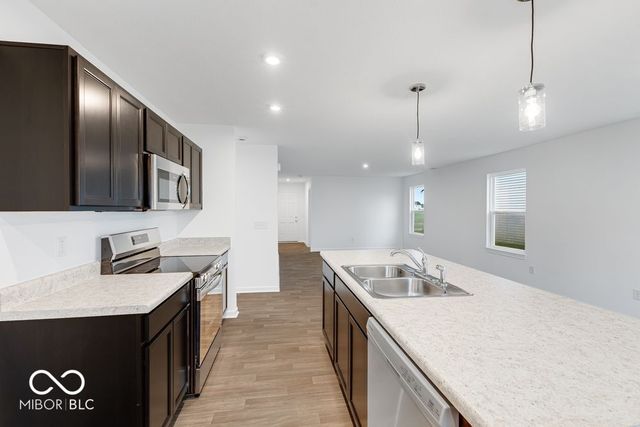 8719 Hollander Drive, Camby, IN 46113