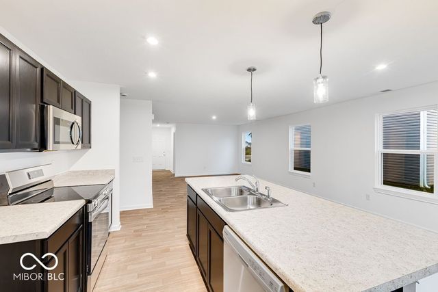 8719 Hollander Drive, Camby, IN 46113