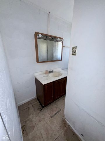 500 Averitt Road, Greenwood, IN 46142