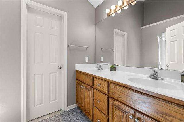 6819 NE 113TH Terrace, Kansas City, MO 64156