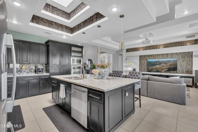 331 EMERALD RISE Drive, Horizon City, TX 79928