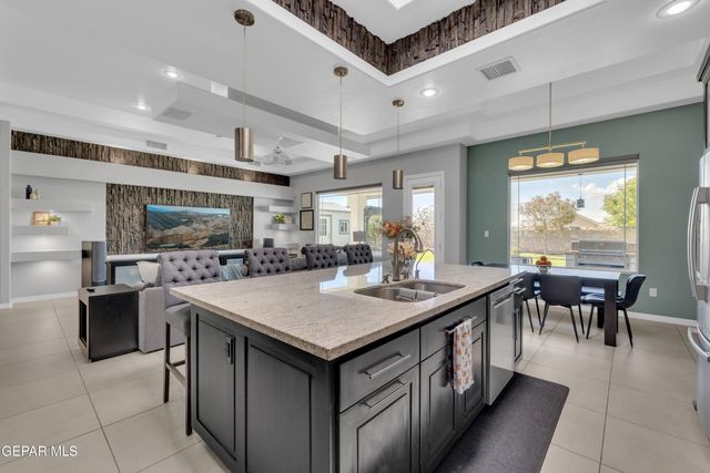 331 EMERALD RISE Drive, Horizon City, TX 79928