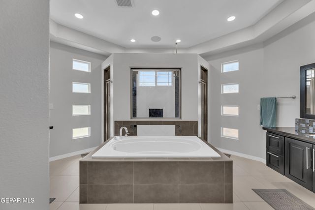 331 EMERALD RISE Drive, Horizon City, TX 79928